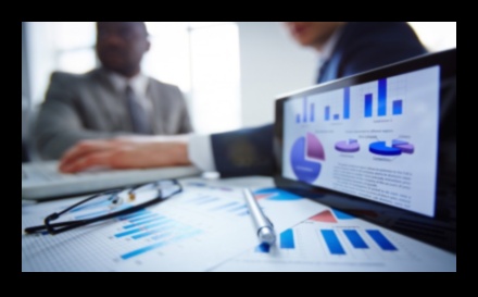 سيمفونية الاتجاه: تنسيق النجاح في مشهد الأعمال الناشئة